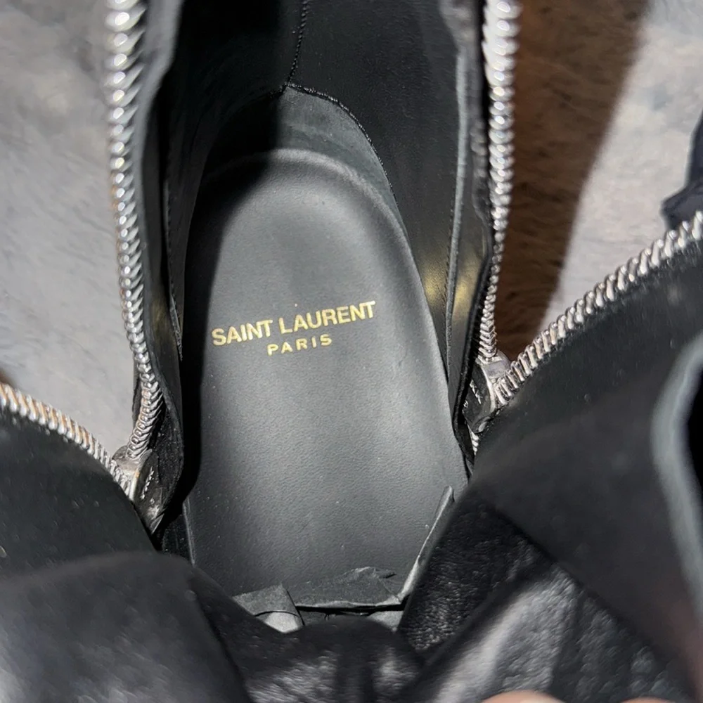 Saint Laurent new with box boots size 40 great condition - Picture 11 of 13